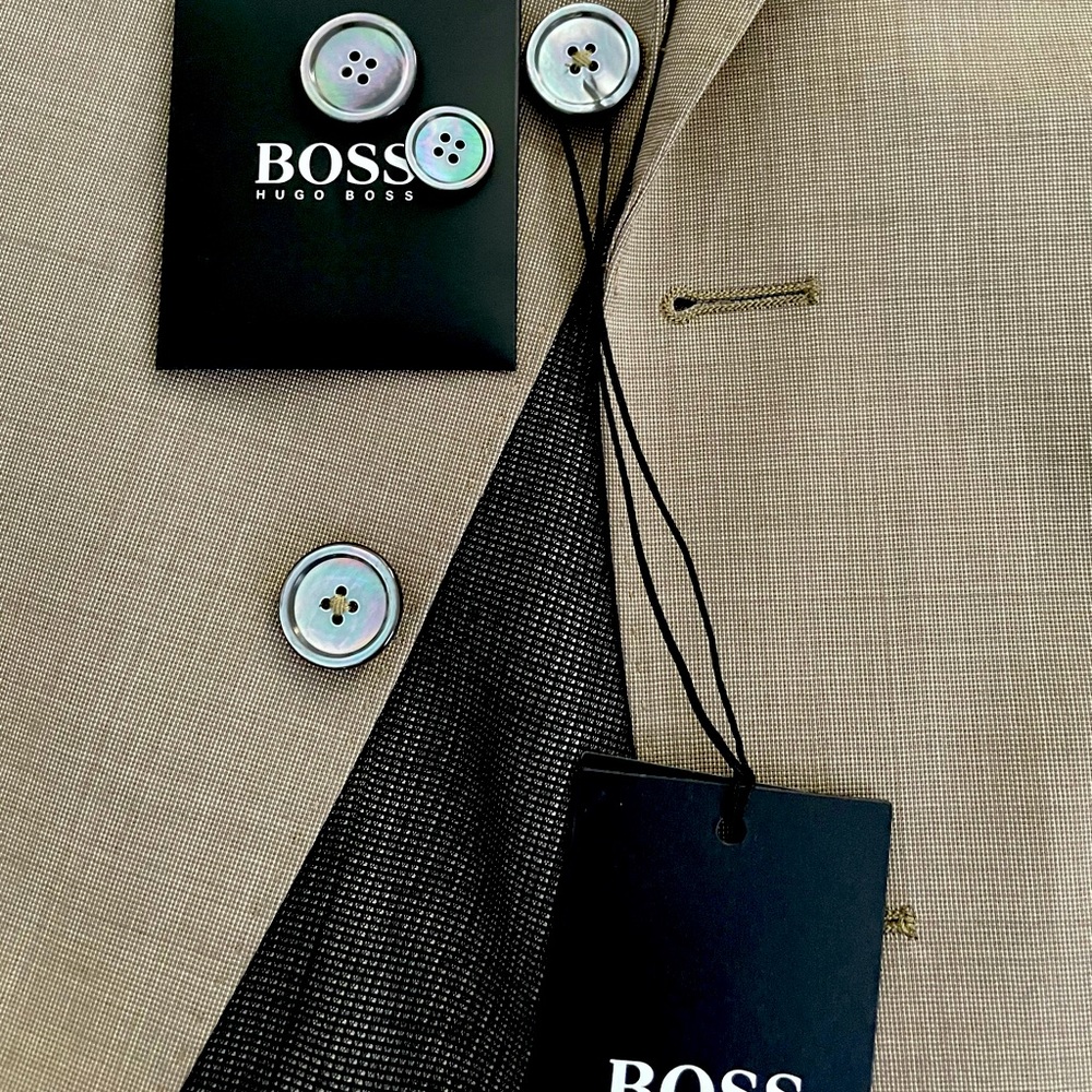 BOSS Hugo Boss full suit. 3 pieces.